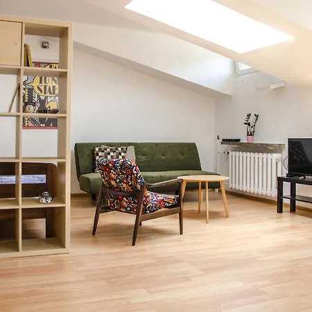 Radna Apartment *